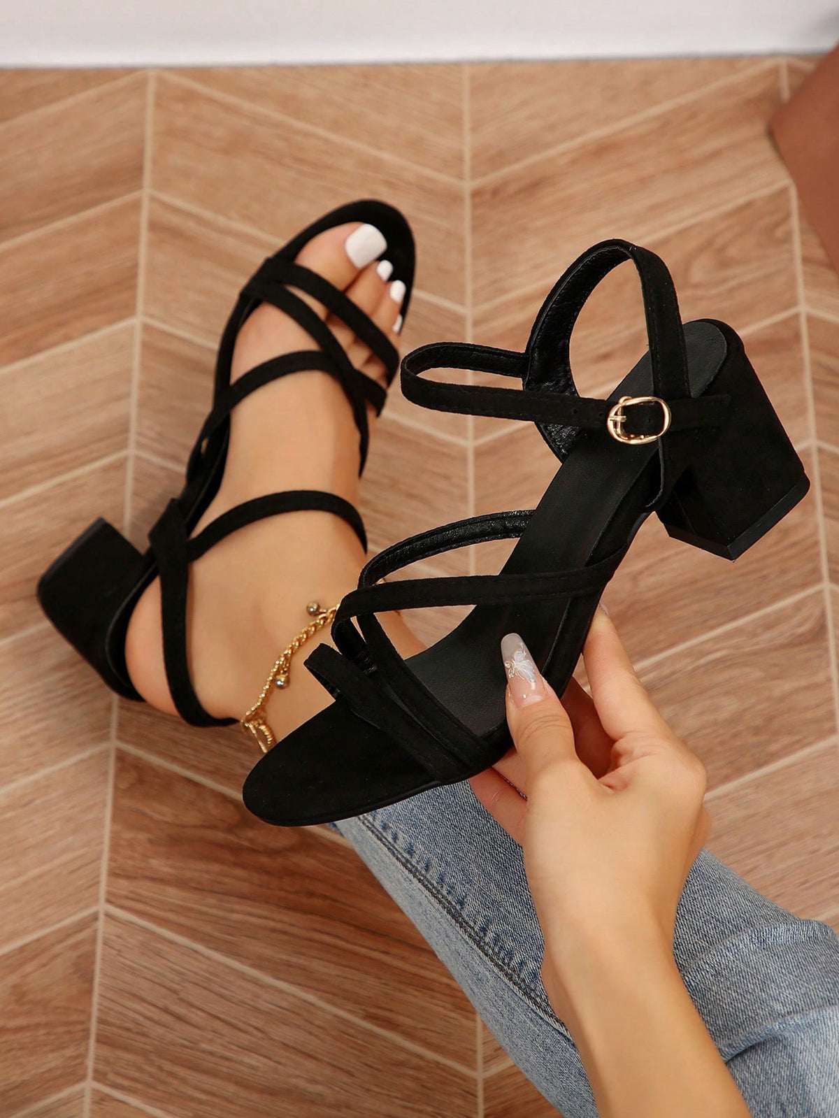 Mid Heel Open Black Sandal
